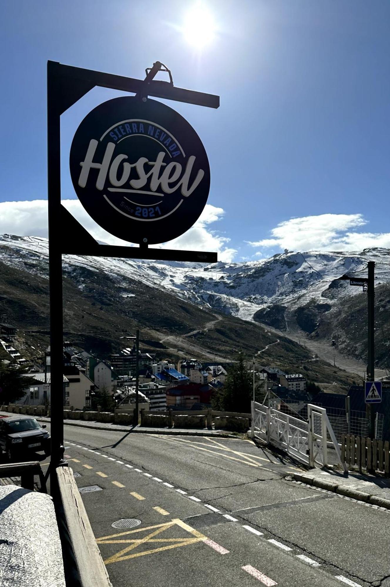 Sierra Nevada Hostel Exterior photo